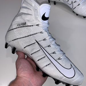 Nike Vapor Untouchable 3 Elite Football Cleats
